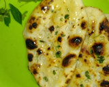 கார்லிக் பட்டர் நான் ரெசிபி ஸ்டேப் 3 புகைப்படம்