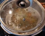 Foto del paso 1 de la receta: Pasta pesto, con trocitos de botifarra negra y chorizo al emmental