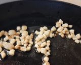 Lecsós tarhonya debrecenivel recept fázis 1 fotója