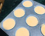 A picture of step 4 of Orange Crystal Cupcake.