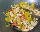 Foto langkah ke 7 dari resep Tumis Picung Labu Parang.