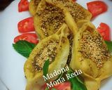 صورة لخطوة 1 من وصفة فطاير الزعتر 😋😋 بعجينه سهله وسريعه وبسيطه
