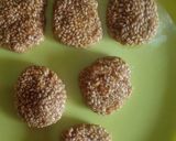 तिल गुड़ चिक्की (til gur chikki recipe in Hindi) रेसिपी चरण 7 फोटो