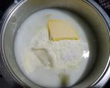A picture of step 2 of Cream of Cauliflower Soup.