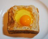 รูปขั้นตอนการทำที่ 3 ของ Egg Avocado Cheese Sandwich