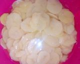A picture of step 2 of Potato crisps.