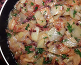 Foto del paso 24 de la receta: Tortilla cuajada de patatas, ajos, perejil y jengibre