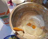 Foto del paso 1 de la receta: Torta de banana y coco con harina integral y avena