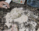 Foto del paso 2 de la receta: Pasta integral de espinacas al huevo