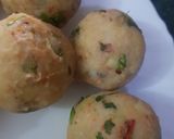 A picture of step 2 of Aloo vada/Potato pakoray bombs.