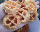 Foto langkah ke 5 dari resep ANTARI / KEMBANG GOYANG RENYAH.