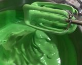 Foto langkah ke 4 dari resep Chiffon Putih Telur - Pandan Keju dan Cream.