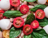 Foto del paso 6 de la receta: Ensalada de 10 ingredientes esenciales básicos de la cocina italiana + postre de otros 3 ing ❤️ 🇮🇹 🤌🏼