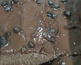 Foto langkah ke 6 dari resep Kue coklat kukus lumer, ekonomis 1 telur,tanpa mixer.