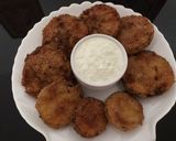 Töltött, rántott cukkini, tzatziki salátával recept fázis 2 fotója