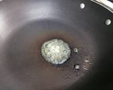 A picture of step 1 of Roasted pumpkin soup.