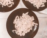 A picture of step 5 of Fresh pasta and meat balls.