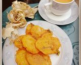 A picture of step 5 of Aloo ke pakoray with Tea.