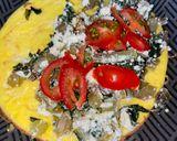 Foto del paso 4 de la receta: Omelette con acelga, ricota, cherry y queso