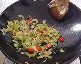 Foto langkah ke 9 dari resep Tumis Pare Petai dan Teri.