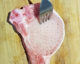 A picture of step 1 of Pork Chop with Black Pepper.