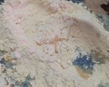 A picture of step 2 of Sattu Ladoo.
