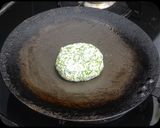 A picture of step 5 of Sabbasige Soppina Akki Rotti l Rice Roti with Dill Leaves.
