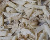 A picture of step 2 of Cheesy lemon potato vegies.
