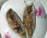 Hình bước làm 5 của món Cá bạc má ướp chiên!