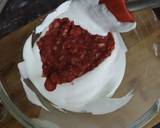 Strawberry milkshake recipe step 2 photo