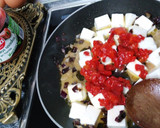 Foto del paso 4 de la receta: Taco de tortilla relleno de brócoli con fritada de queso fresco y pimiento