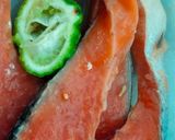 Foto langkah ke 1 dari resep Pepes Salmon.