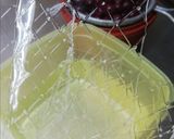 Φωτογραφία βήματος 1 της συνταγής Πανακότα με γιαούρτι και κομπόστα βύσσινο!!! 🍒