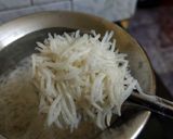 A picture of step 4 of Schezwan fried rice.