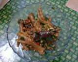 Foto langkah ke 4 dari resep Ceker Bumbu Kecap ala Ibu.