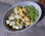 Une image de l'étape 5 de Salade de fruits frais raisins secs et noix de cajou 🍇🍏🥭.