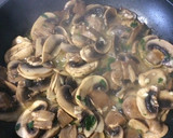 Foto del paso 5 de la receta: Champiñones al ajillo