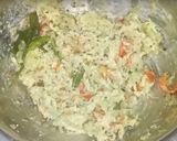 A picture of step 4 of Snake Gourd Salad.