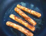 Foto langkah ke 2 dari resep Sosis Bakar Teflon bumbu saori.