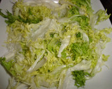 Foto del paso 1 de la receta: Ensalada de garbanzos con atún y escarola