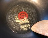 A picture of step 1 of Spicy fried rice with lettuce 🥬.