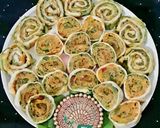 A picture of step 7 of Cucumber Weave Noodles Pinwheel Sandwich.