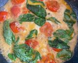 Foto del paso 3 de la receta: Espaguetis con setas o champiñones y Espárragos con salsa de tomates cherry, mozzarella y albahaca