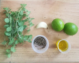Foto del paso 1 de la receta: Filete de res sazonado con orégano y limón