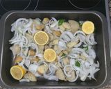 Foto del paso 2 de la receta: Pollo al horno a las finas hierbas con guarnición