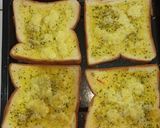 Foto langkah ke 8 dari resep Roti Garlic.