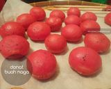Foto langkah ke 5 dari resep Donat buah naga.