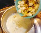 A picture of step 4 of Makhana kheer.