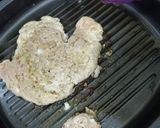A picture of step 2 of Creamy Chicken Steak 🥩.
