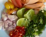 รูปขั้นตอนการทำที่ 2 ของ ยำไข่ต้ม+แหนม
